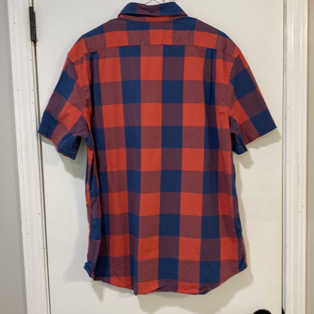 Men’s Button Down - Picture 2 of 5